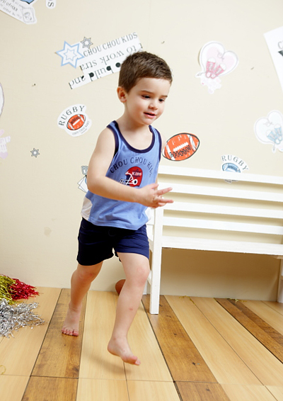 丑丑夏季時尚童裝