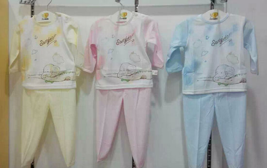 圣嬰島卡通內(nèi)衣套裝春