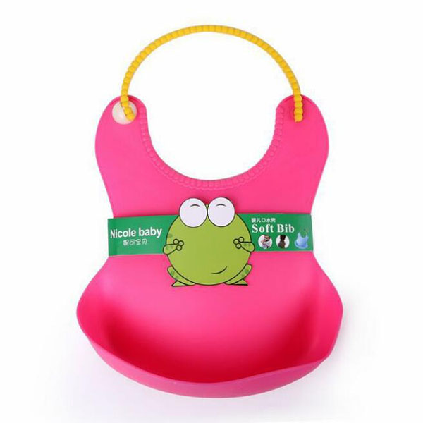 轉轉熊塑料防漏寶寶飯兜