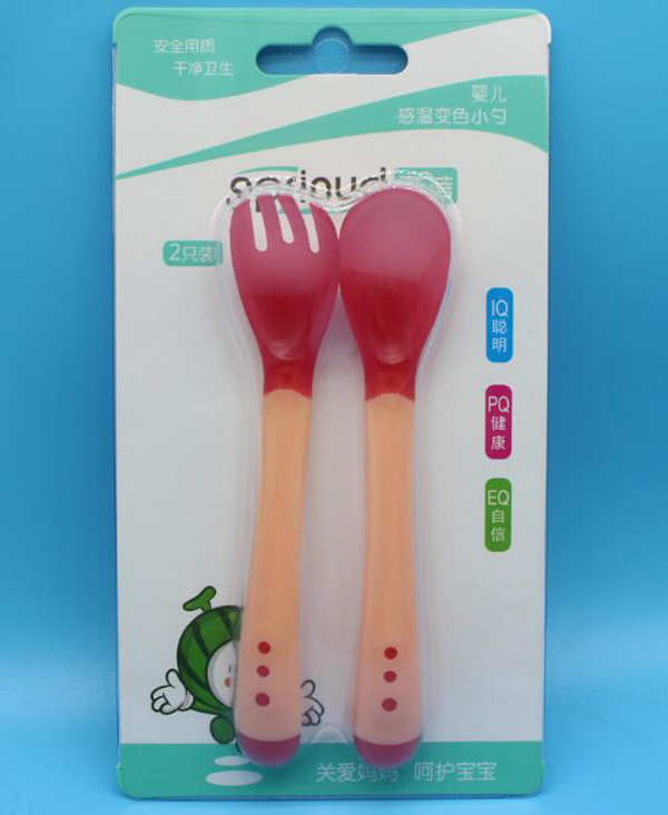 春蓓寶寶軟頭雙色叉勺套裝.jpg 春蓓寶寶軟頭雙色叉勺套裝.jpg