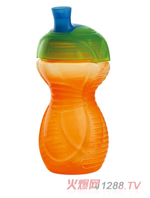 功夫?qū)氊悑雰簩W飲杯